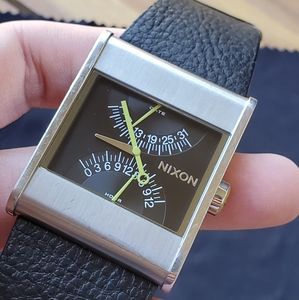 RARE Nixon R1G1 Wristwatch